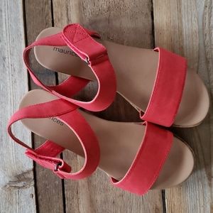 Maurices coral Felicity sandals size 8.5 (like new)